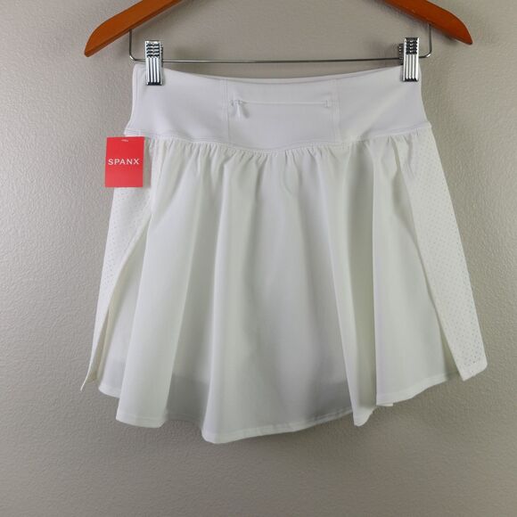 Spanx Get Moving Skort 14" in White Size Small NWT - Picture 1 of 13